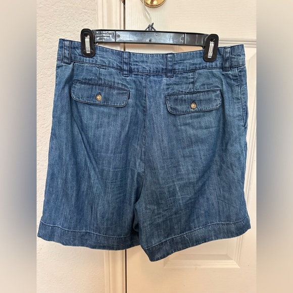 Women’s Treasure & Bond Denim Shorts, size 8 - Picture 4 of 7